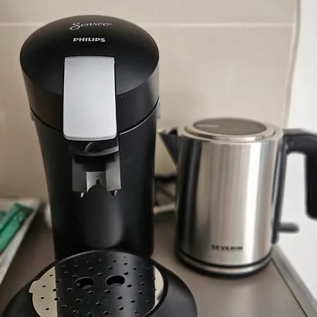 公寓 Vacation With Garden *