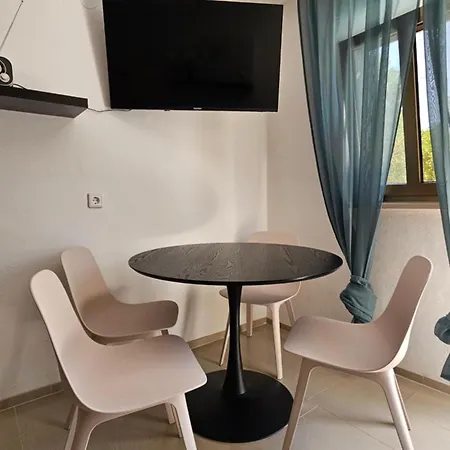 Vacation With Garden 波弗加纳